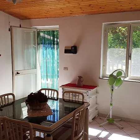 Chalet Il Nido Di Mortelle I